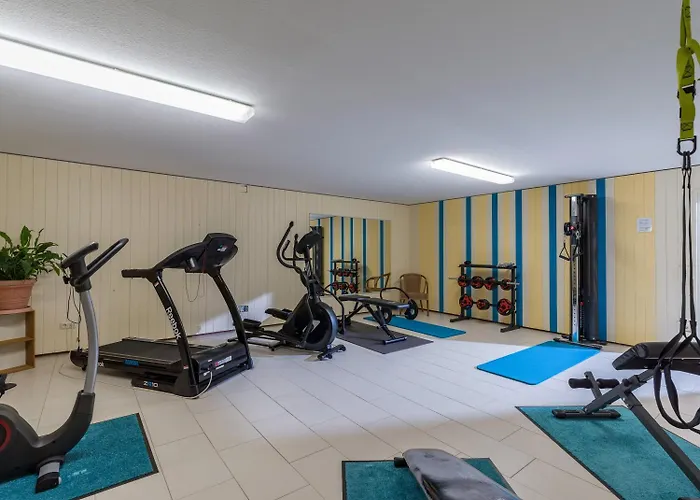 Ferienwohnanlage D 2 Mit Hallenbad Und Sauna
